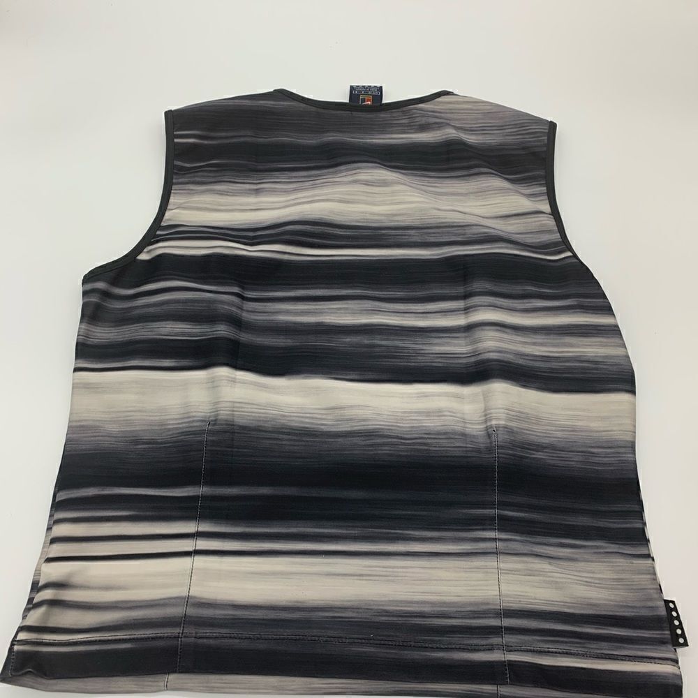 Nike Warrior Project Tank - Picture 2 of 4